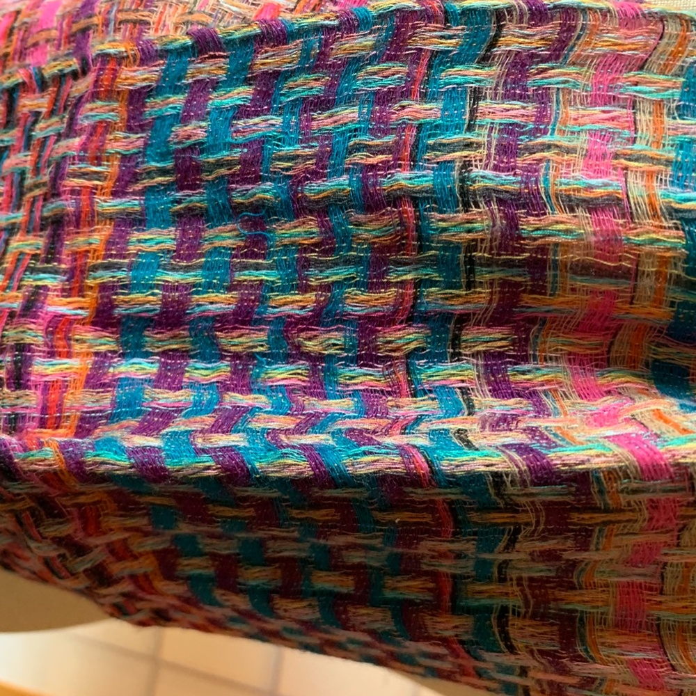 Colorful lightweight scarf - Picture 2 of 10